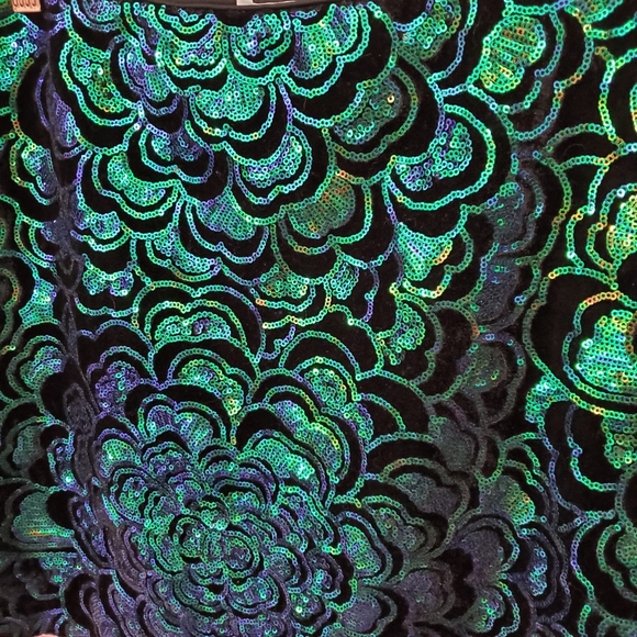 H&M Velour Sparkle Sequined Mini Skirt - Picture 2 of 8